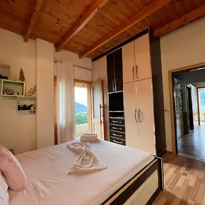 Elsa's Bed & Breakfast Gjirokastër